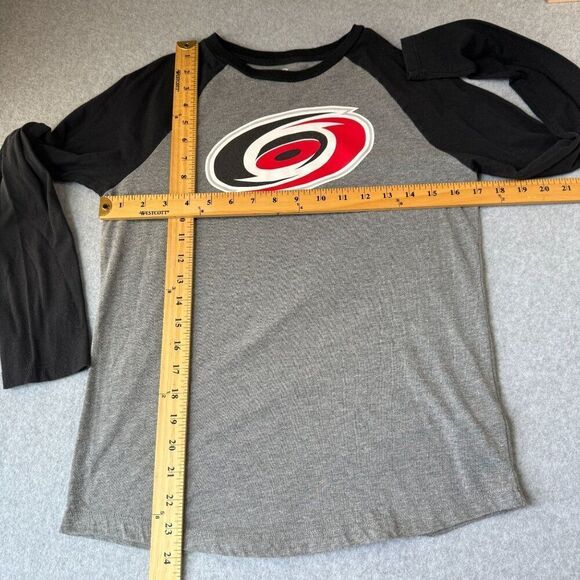 Boys Carolina Hurricanes Size‎ XL / 14 Grey Team Athletics Long Sleeve Tee Shirt - Picture 7 of 10
